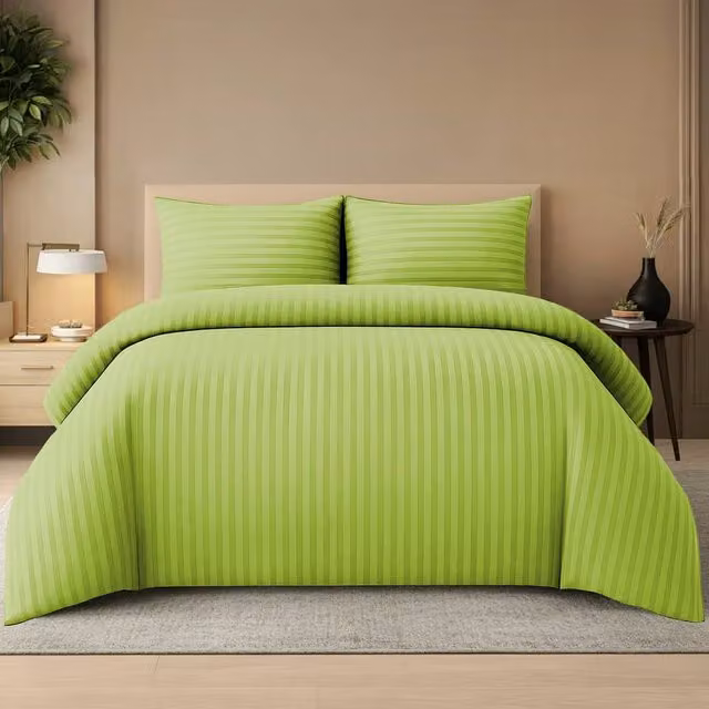 Lazzaro Home Premium Reversible Striped Microfibre Duvet Cover and Pillowcase Set in Green, King Size (220 x 230 cm) – 1