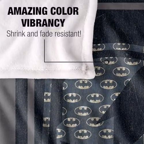 Warner Bros. Batman Silky Touch Super Soft Fleece Throw Blanket, Multicolour, W: 127.0 cm x H: 152.4 cm – 3