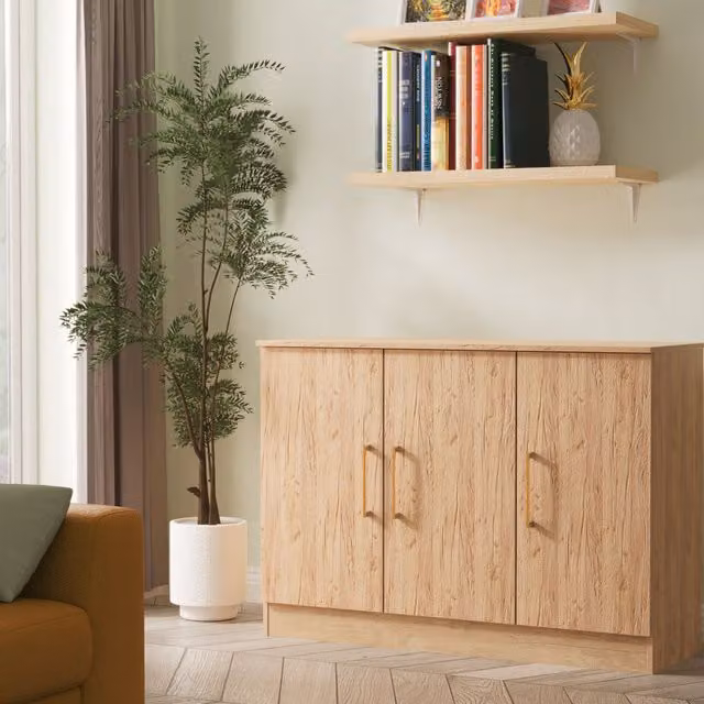 Ready Assembled 2 U Gloucester 3 Door Sideboard in Light Oak – 1