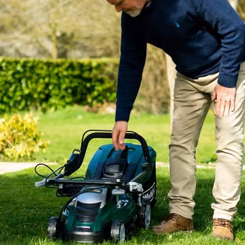 Webb Classic WEER36 Electric Rotary Lawnmower in Green and Black with 36cm Cutting Width and 45L Collection Bag – 4