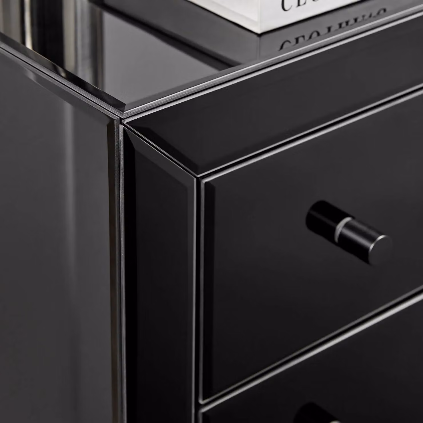 FurnitureboxUK Lexi Small Slimline 3 Drawer Wooden Bedside Table with Modern Mirrored Finish in Black – 3