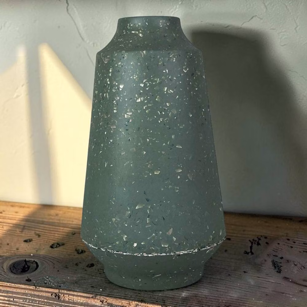Four Candle Earthy Sage Bamboo Terrazzo Skandi Vase in Green, H 27.0 cm x W 15.0 cm x D 15.0 cm – 2