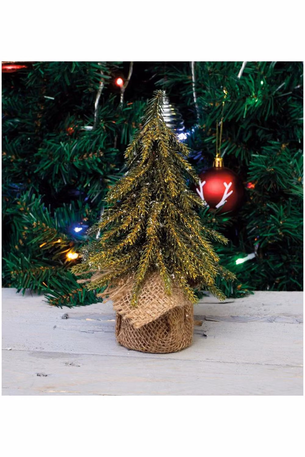 Netagon Decorative Gold Finish Mini Tabletop Christmas Tree in Green Hessian Bag, Height: 20 cm – 6