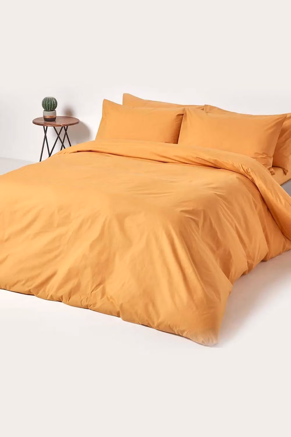 Homescapes Yellow Egyptian Cotton Percale Flat Sheet, 200 Thread Count, W: 140 cm x L: 200 cm – 2