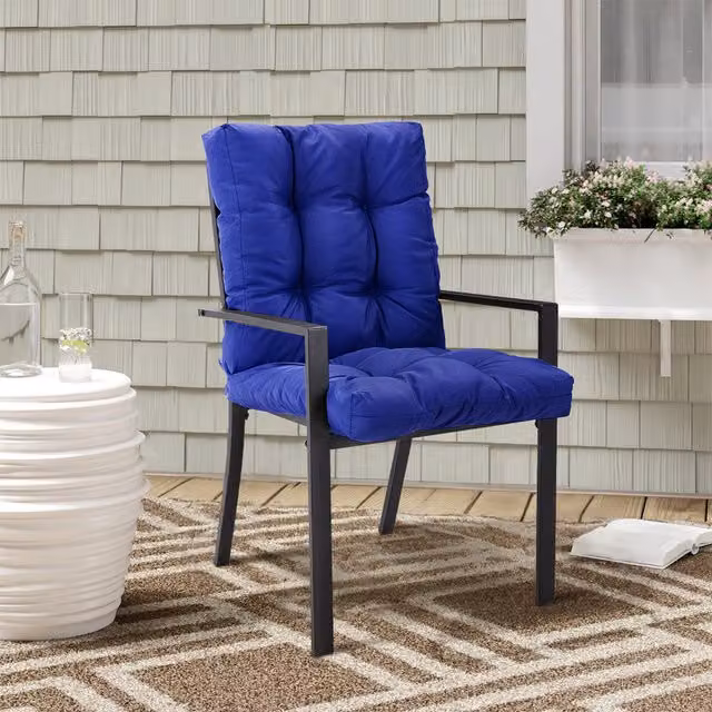 Garden Sanctuary Water-Repellent and UV-Resistant Outdoor Chair Cushion Seat Pad in Blue