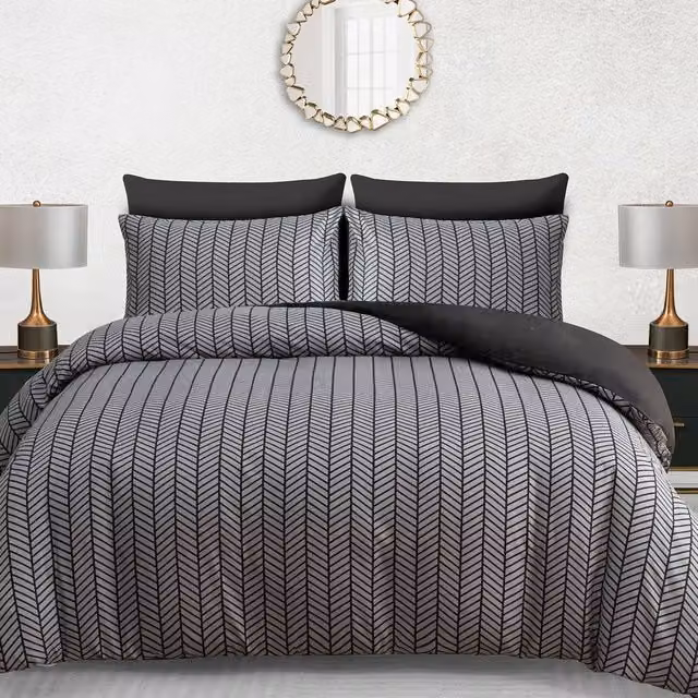 Pamposh Luxury Reversible Microfibre Duvet Cover and Pillowcase Set in Black, W/D/H: 200 x 200 cm – 1