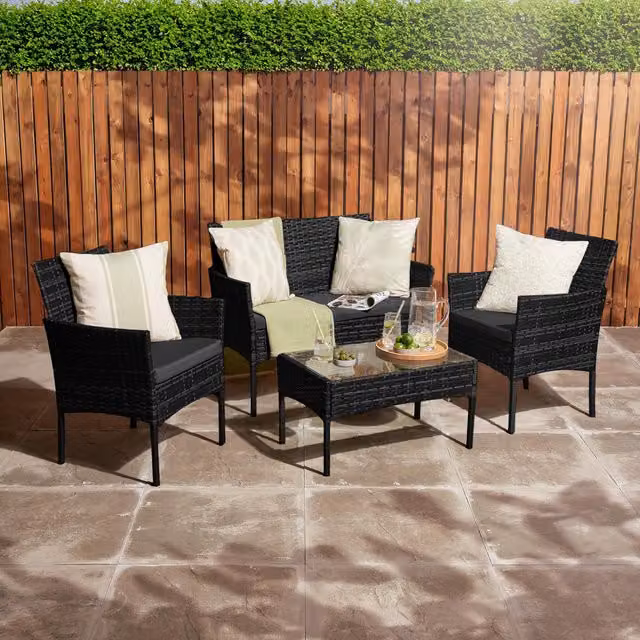 Home Treats 4 Seater Grey Rattan Garden Furniture Set with Aluminium Frame and Glass Tabletop