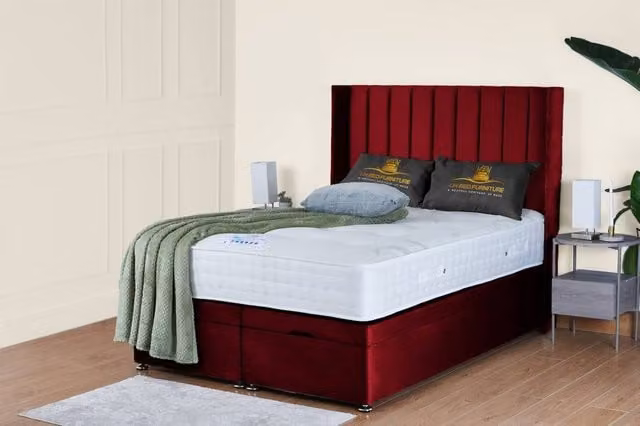 UK Bed Furniture Victoria End Lift Divan Ottoman Bed with 54 Inch Headboard in Red Velvet Fabric, W/D: 140 x 200 cm