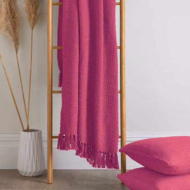 Drift Home Hayden Woven Pink Throw with Fringes W/D/H: 200 x 200 x 1 cm – 1