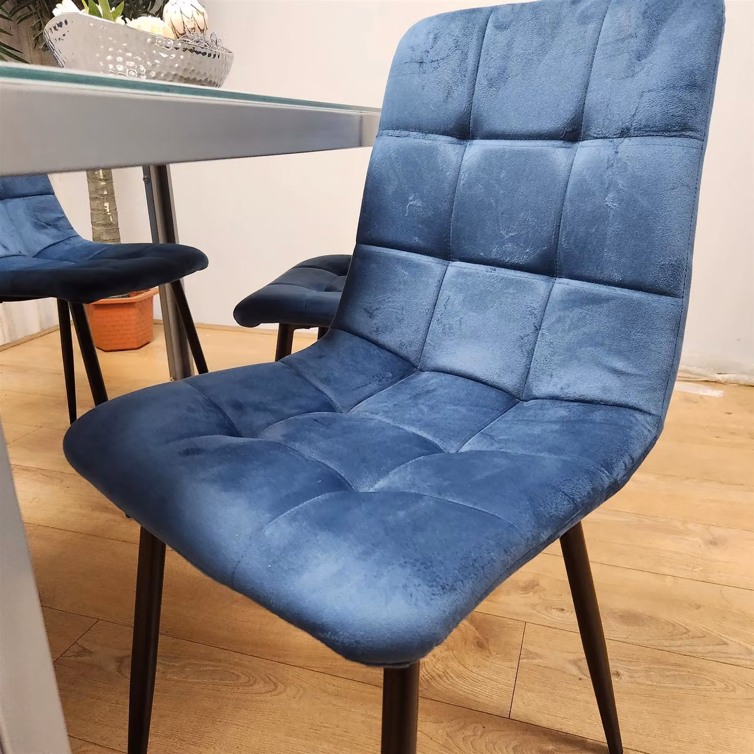Kosy Koala Modern Rectangular Grey Glass Dining Table and 4 Blue Velvet Chairs Set in Brown – 6