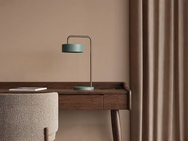 Vente-unique OTILIE Vintage Style Metal Floor Lamp in Green and Gold/Brass, Height: 40 cm – 1