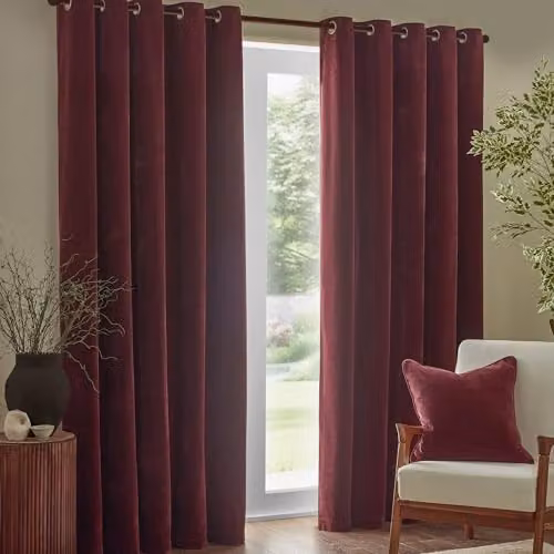 Riva Home Red Chenille Velvet Eyelet Curtain Pair, W: 168 cm, H: 137 cm – 1