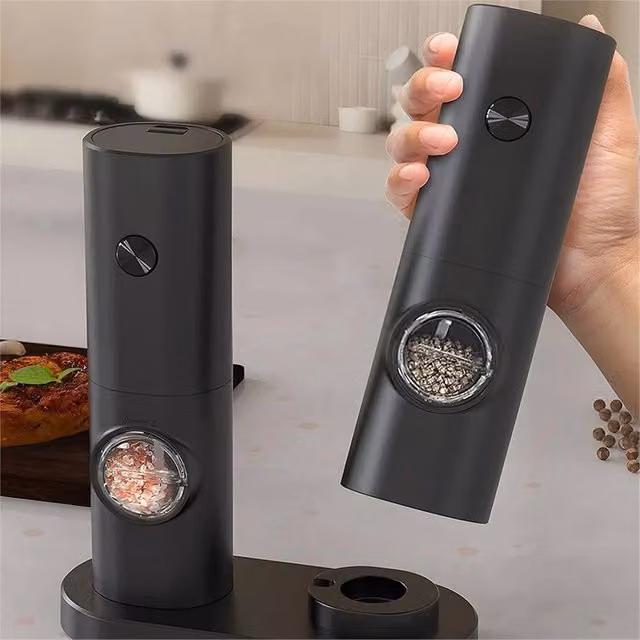 Nordara Electric Salt and Pepper Grinder Set in Black – 1