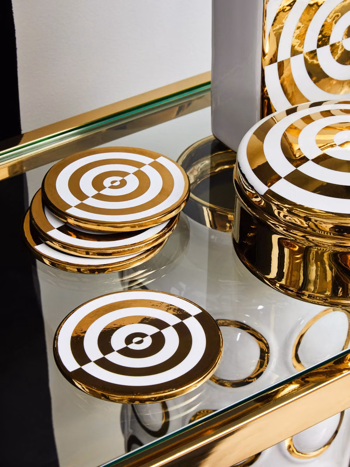 Orsina White and Gold Ceramic Coaster Set with Geometric Bullseye Pattern and Non-Slip Base – 2