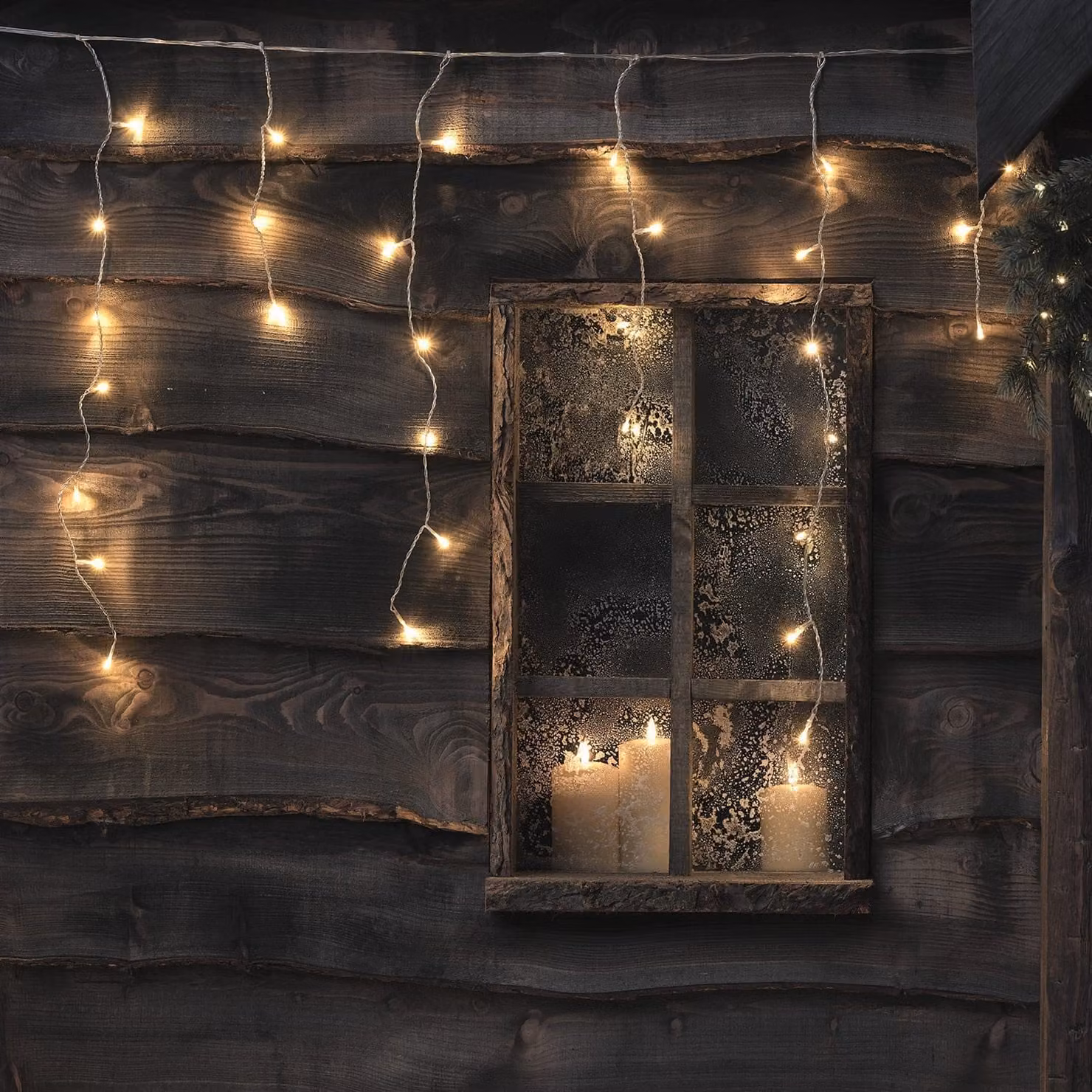 Lights4fun 6m Dual Colour White LED Icicle Lights with Remote Control, Timer and Dimmable Settings