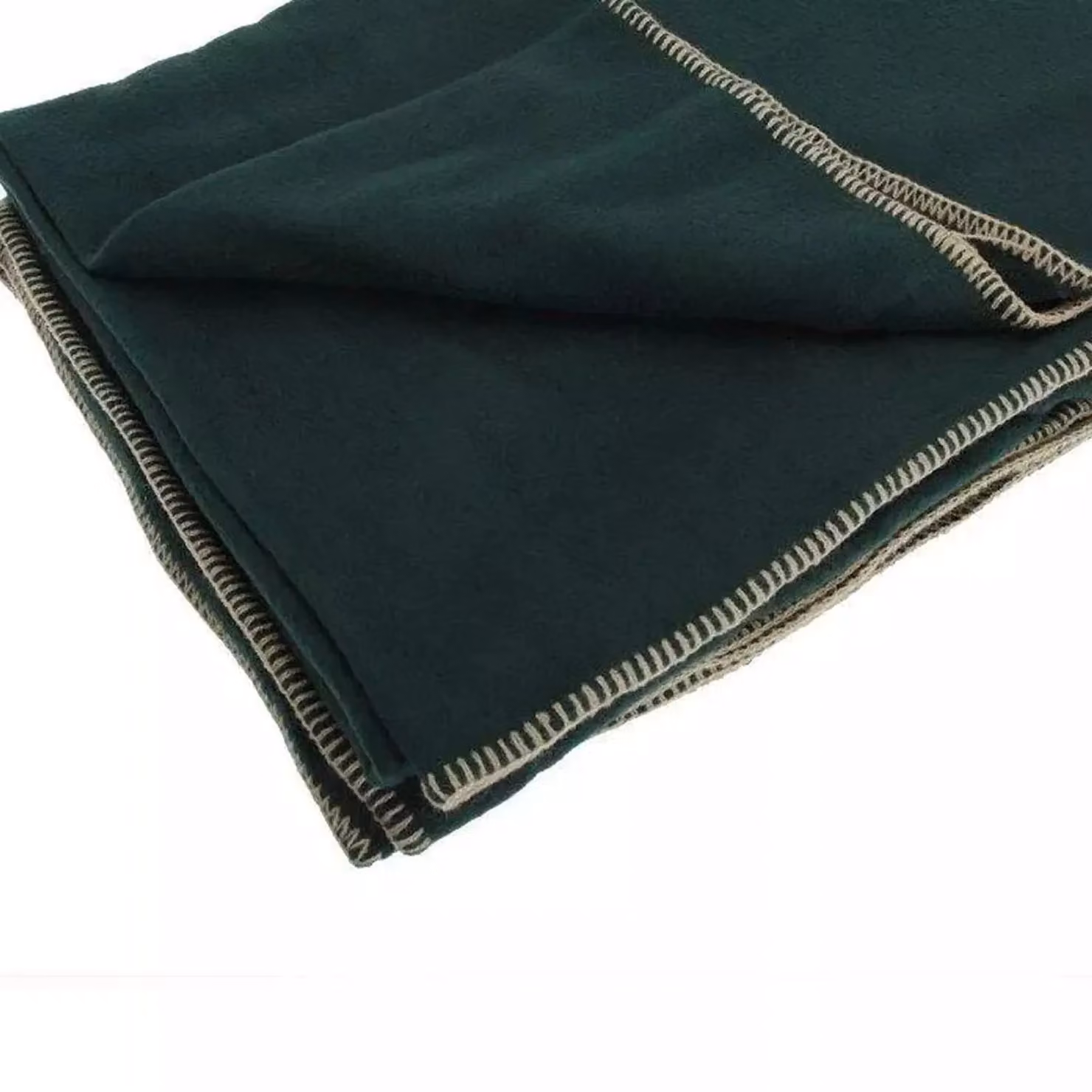 Result Plain Warm Outdoor Fleece Blanket in Green – 2