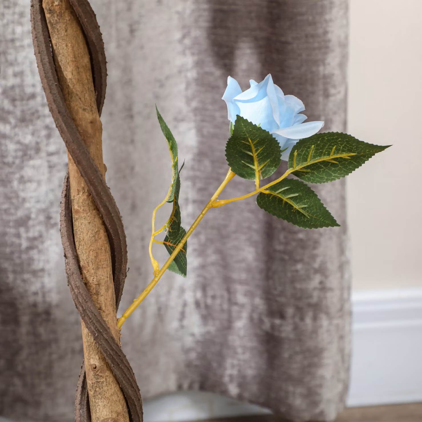 Outsunny Set of 2 Artificial White Rose Floral Plants in Light Blue Pots, Height: 90 cm – 6