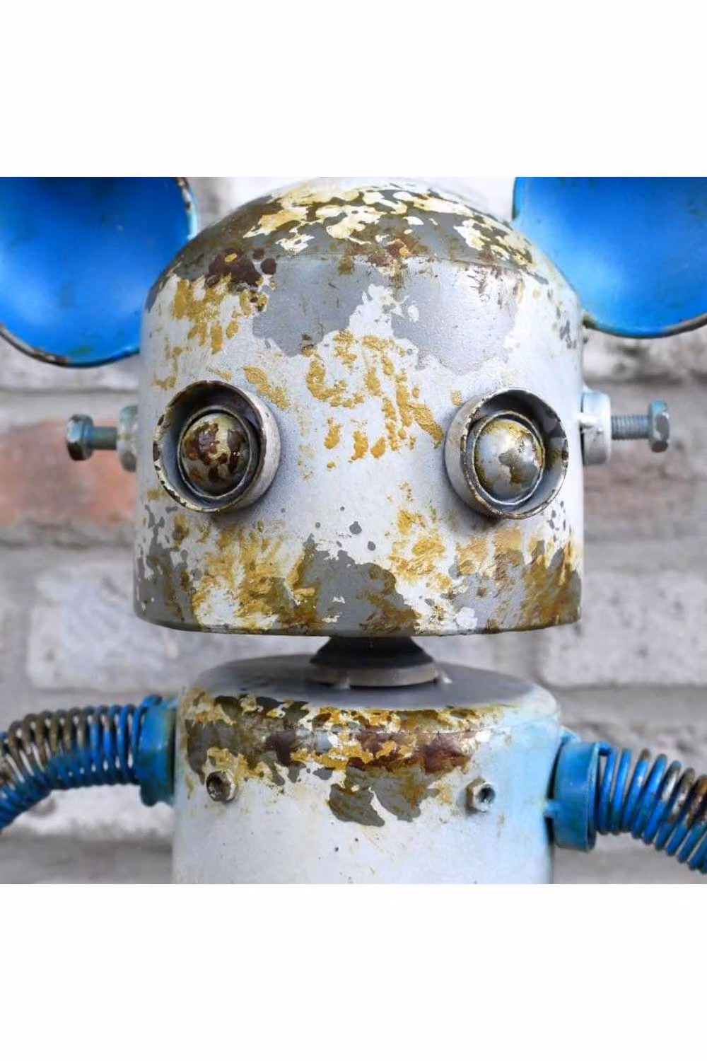 Gifts Direct 2 U Novelty Robot Mouse Ornament, Industrial Metal Decorative Figurine in White, Blue or Silver, H: 14.0 cm, W: 40.0 cm, D: 38.0 cm – 4