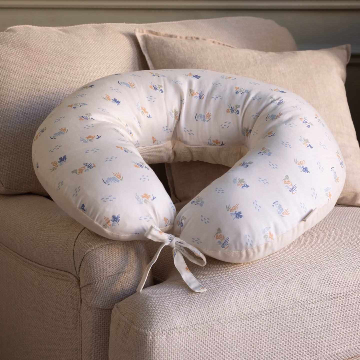 Avery Row Wholesale C-Shape Nursing Pillow in Blue Organic Cotton – 2