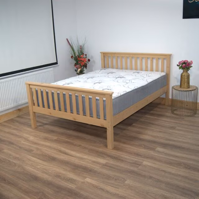RELAXBy AMANI Hampshire Small Double Bed Frame in Brown Solid Waxed Pine, W/D/H: 120 x 200 cm