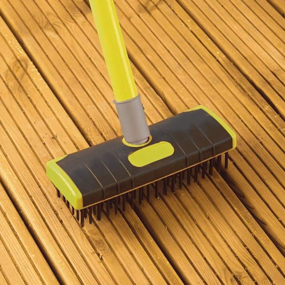 FLAVORA Two Brush Set for Patio Paving and Decking Cleaning in Green – 3