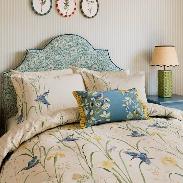 Sanderson Kingfisher & Iris Double Duvet Cover and Pillowcase Set, Blue and Multicolour Cotton Percale, W: 200 cm, H: 140 cm