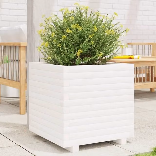 Berkfield Home White Wooden Garden Planter Tub W: 50 cm, D: 50 cm, H: 49.5 cm