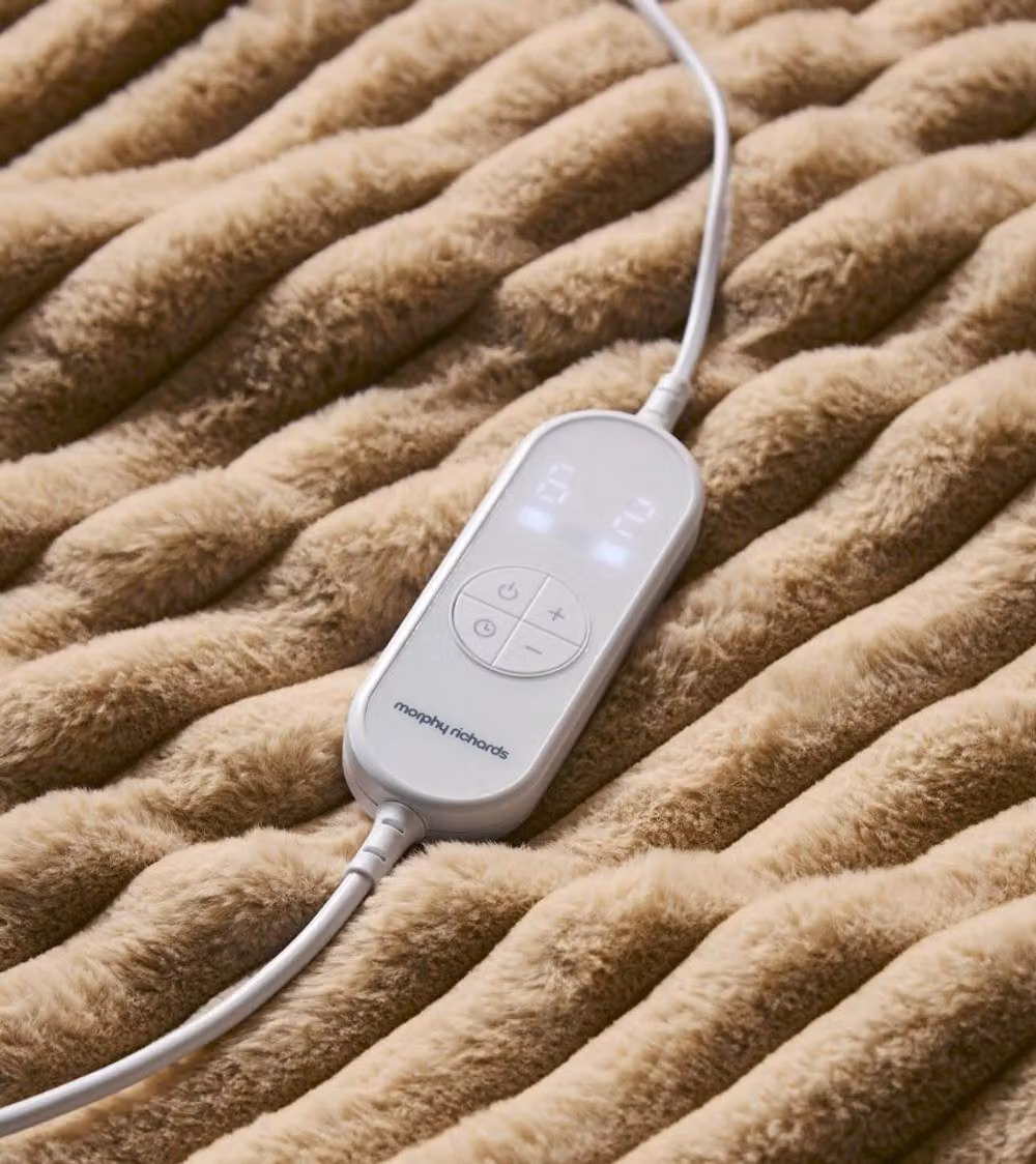Morphy Richards EverCosy Luxury Striped Fleece Electric Heated Throw, W/D/H: 200 x 180 cm, Mocca/Beige – 8