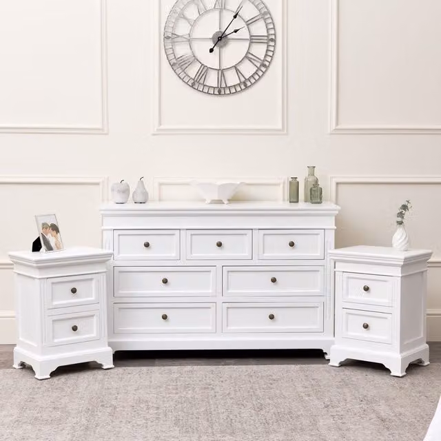 Melody Maison Daventry White Range Large 7 Drawer Chest of Drawers and Pair of Bedside Tables