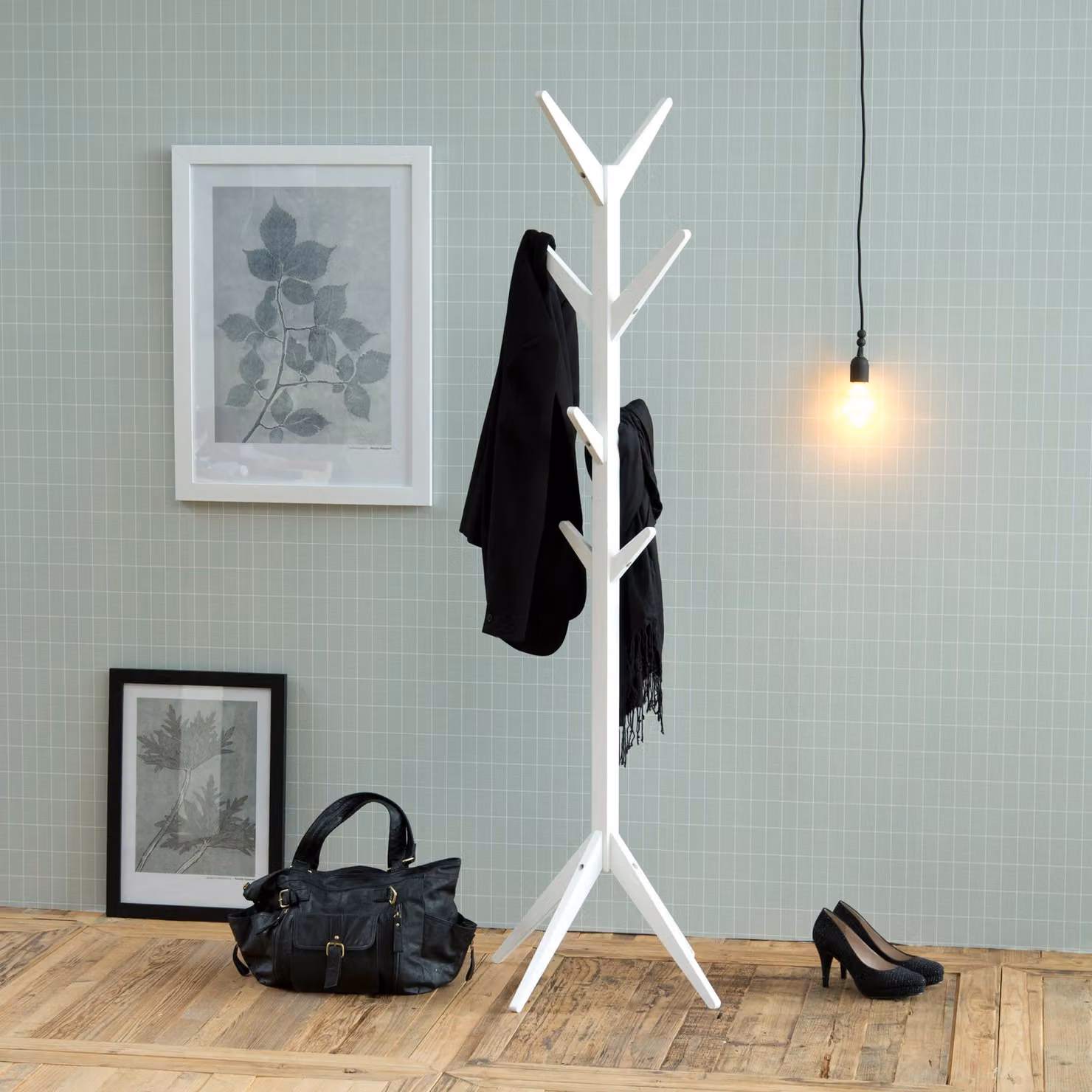 Furniture To Go Ascot Minimalist Lacquered Wood Coat Hanger in White – 2