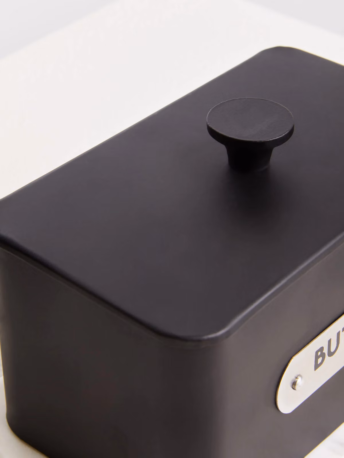 Orsina Rectangular Ceramic Butter Dish with Lid in Black, Silver or White, W/D/H: 18.0 x 12.0 x 7.0 cm – 3