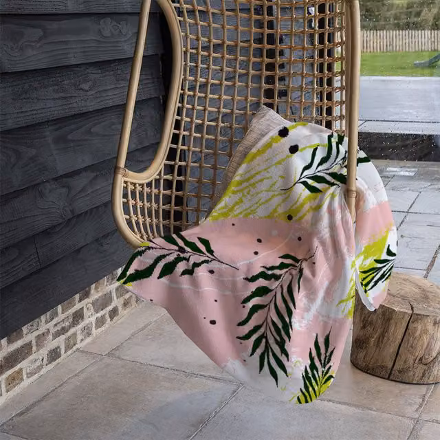 Benjamin Tate Design Green Leaves On Brush Strokes Fleece Blanket in Pink, Green and Sand, W/D/H: 120 x 150 cm
