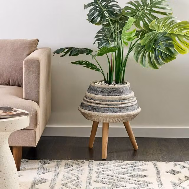 Wyld and Coco Evergreen Hand Painted Fibre Clay Plant Stand in Beige and Grey, Round, H 37 cm x W 54 cm x D 37 cm