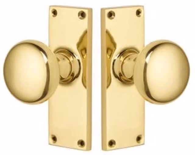 Golden Grace Brass Latch in Gold