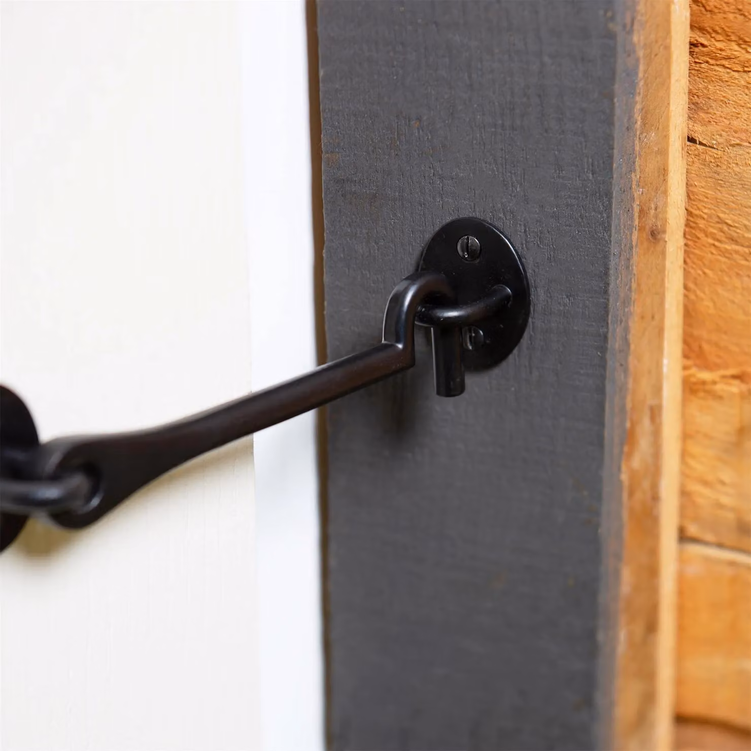 Hammer and Tongs Rustic Iron Cabin Hook and Eye, Black, W: 22.5 cm – 5