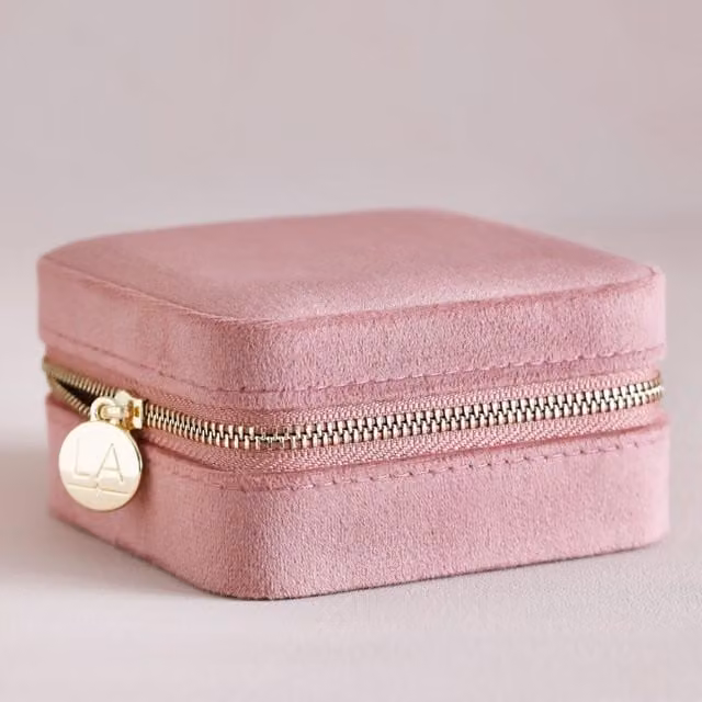 Lisa Angel Women's Rose Pink Velvet Square Travel Jewellery Case in Dusty Pink with Gold Details