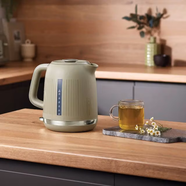 Kenwood Green Plastic Jug Kettle, 1.7 l – 3