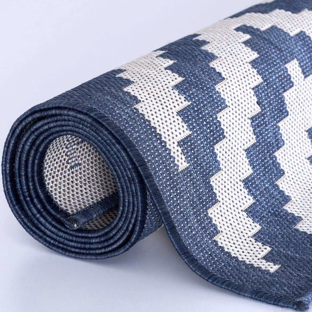 THE RUGS Geometric Diamond Outdoor and Indoor Rug in Blue and Ivory, W: 140 cm, L: 200 cm – 6