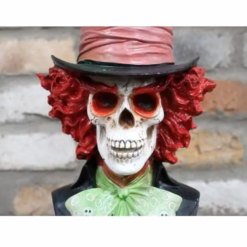 Gifts Direct 2 U Skeleton Bust Hatter Ornament, Multicolour Resin Halloween Tabletop Sculpture, H 38.0 cm x W 18.0 cm x D 16.0 cm – 2