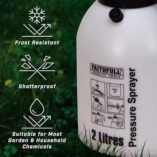 Faithfull Manual Handheld Garden Pressure Sprayer in White and Black with 2 Litre Capacity and 2 Adjustable Nozzles – 2