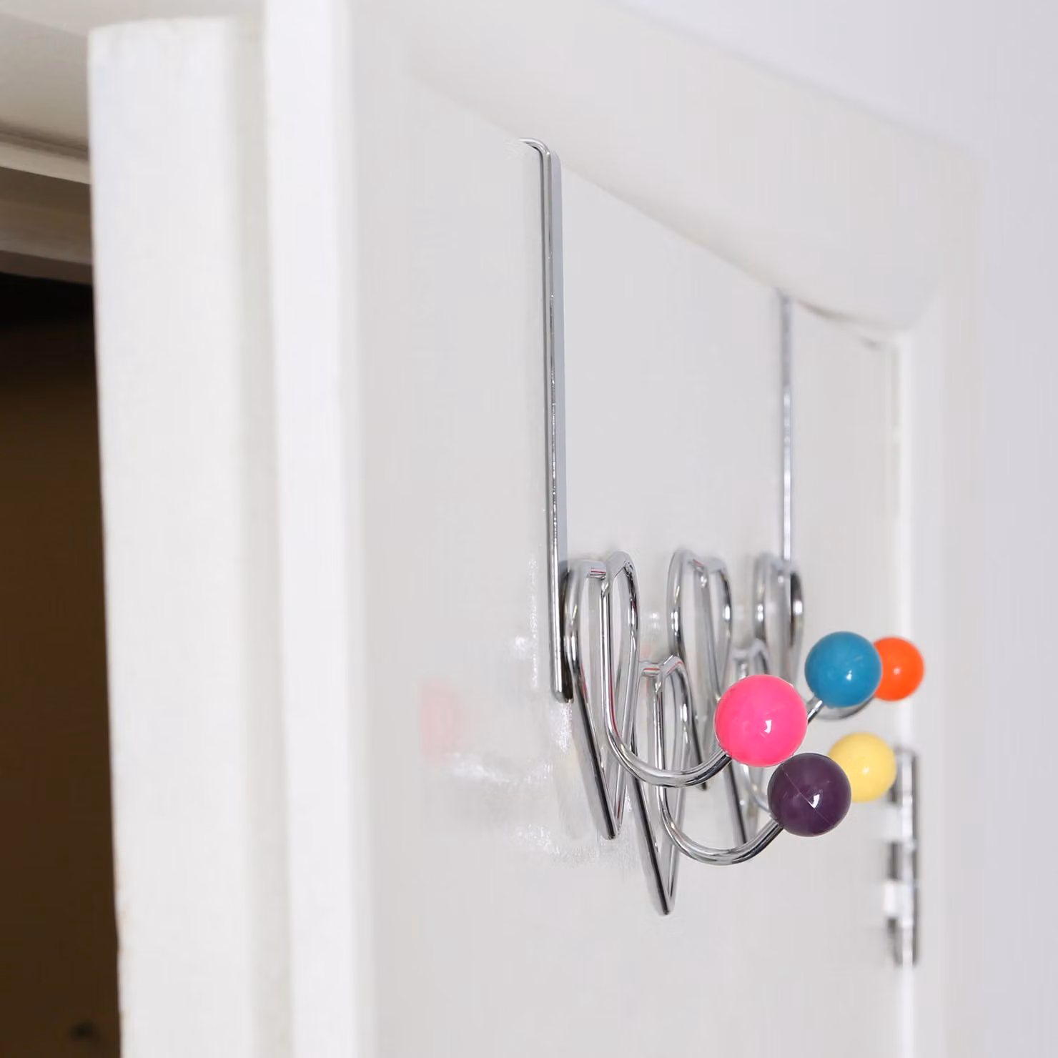 Orsina Multi Colour Heart Design Over Door Hanger in Silver – 2