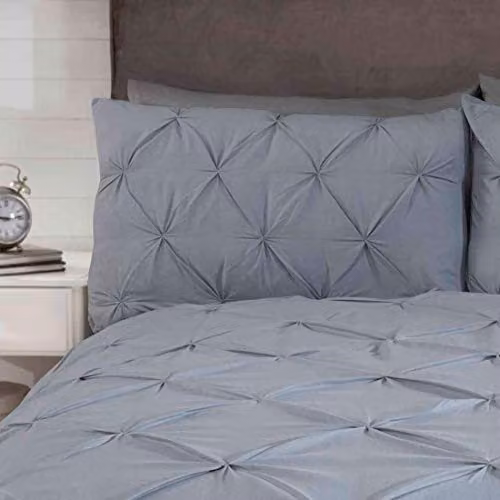 Rapport Home Pintuck Balmoral Duvet Cover and Pillowcase Set in Silver and Green, W/D/H: 200 x 200 cm – 2