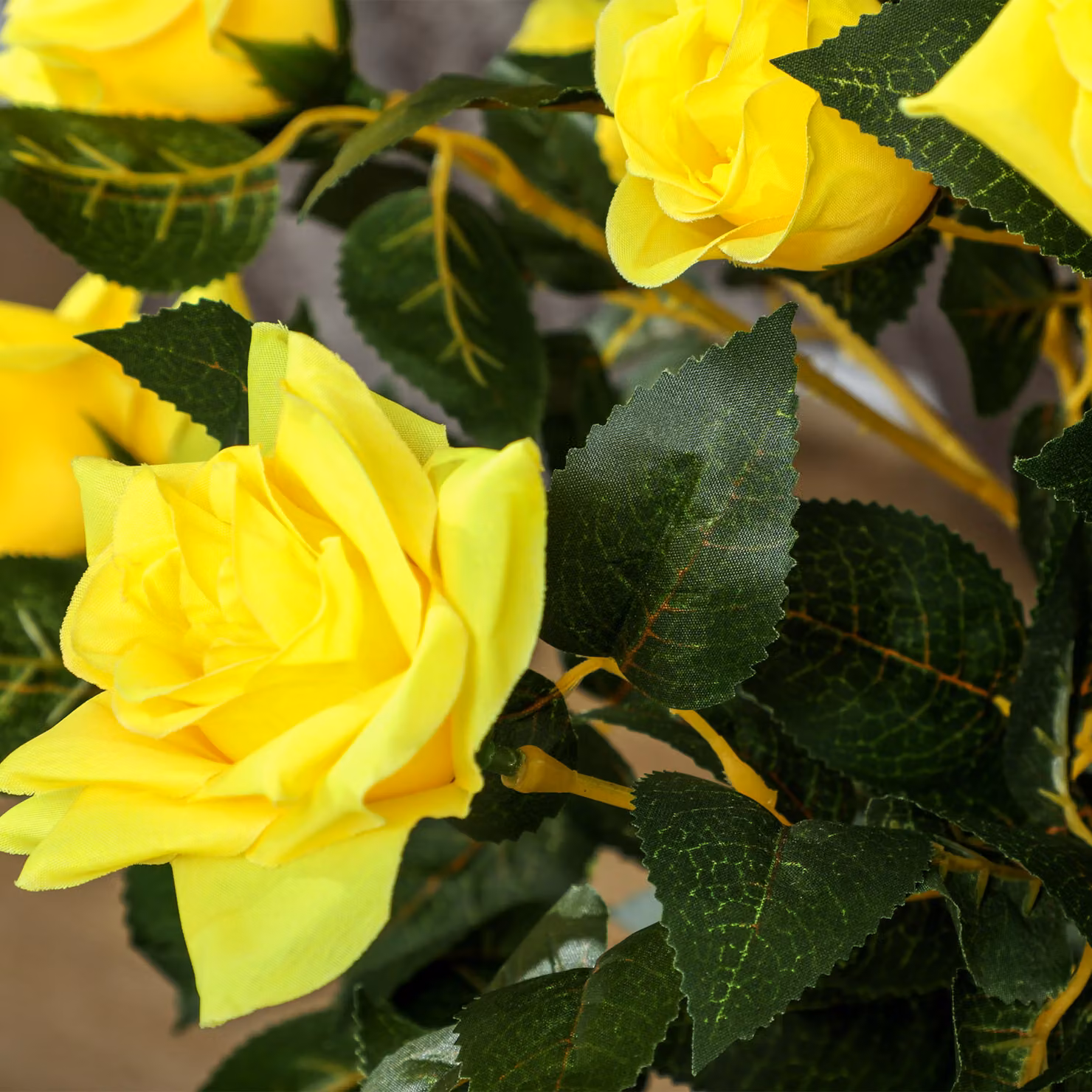 Outsunny Set of 2 Artificial White and Yellow Rose Floral Plants in Pots, Height: 90 cm – 6