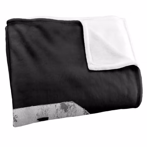 Warner Bros. Superman Graffiti Logo Super Soft Silky Touch Fleece Throw Blanket, Multicolour, W: 127 cm x D: 152.4 cm – 2