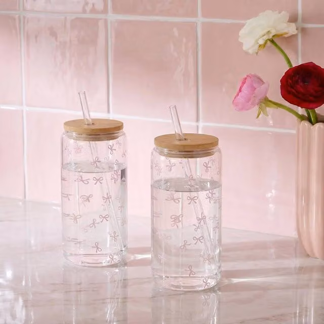 OHS 2 Pack Printed Plastic Tumbler Cups with Bamboo Lids in Baby Pink, 600ml per cup