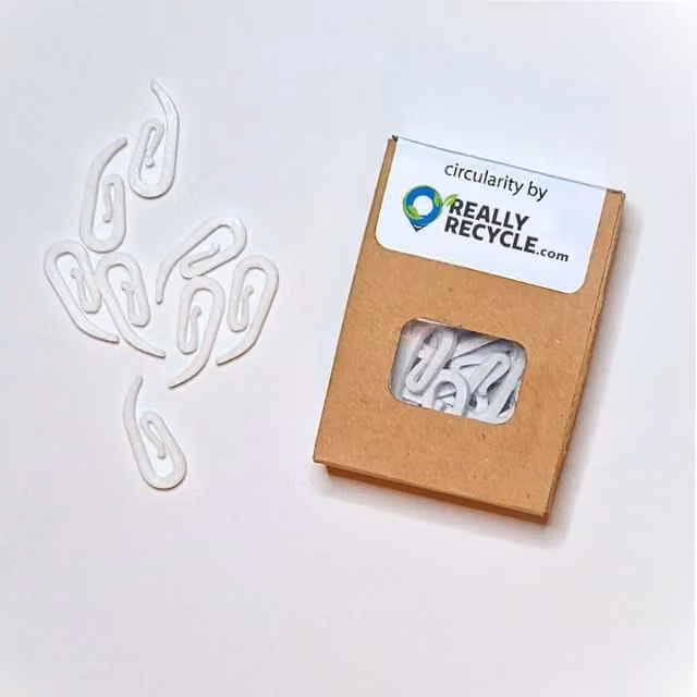 ReallyRecycle White Plastic Curtain Hooks