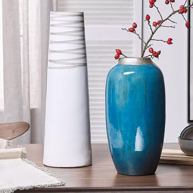 Wyld and Coco Terracotta Co Modern White and Grey Ceramic Tabletop Decorative Vase – 1