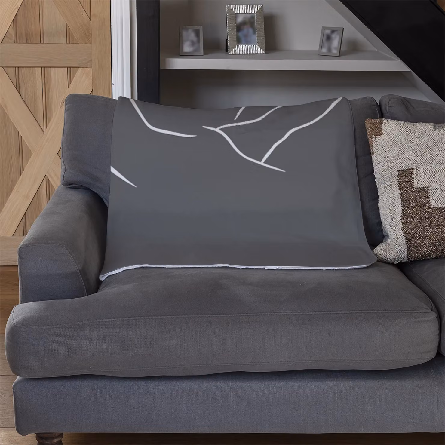 Benjamin Tate Design Drawing of a Couple in One Line Fleece Blanket in Natural, W/D/H: 120 x 150 cm – 2
