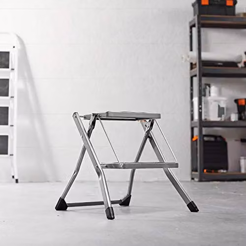 VonHaus 2-Step Foldable Steel Step Ladder with Handle and Anti-Slip Rubber Feet in Grey – 2
