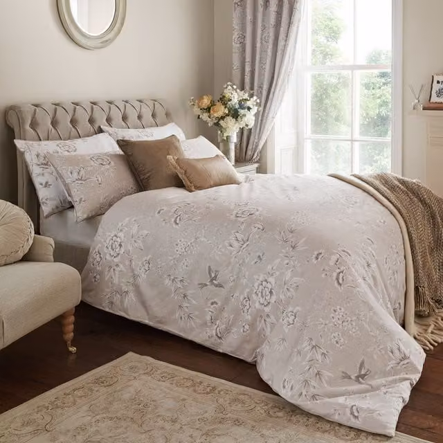 Laura Ashley Rowsham Garden Floral Cotton Mako Satin Reversible Duvet Cover and Pillowcase Set in Natural White and Beige